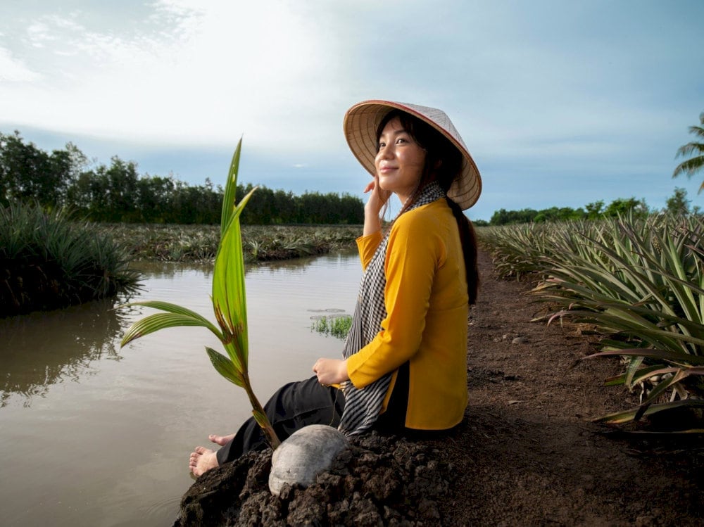Mặc áo bà ba